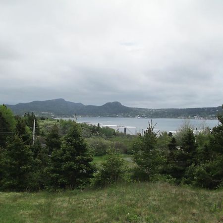 Comerford'S Ocean View Suites Holyrood Buitenkant foto