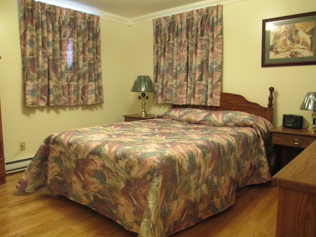 Comerford'S Ocean View Suites Holyrood Buitenkant foto
