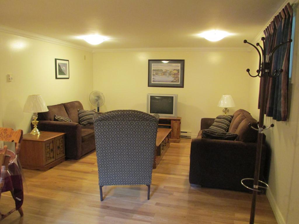 Comerford'S Ocean View Suites Holyrood Buitenkant foto